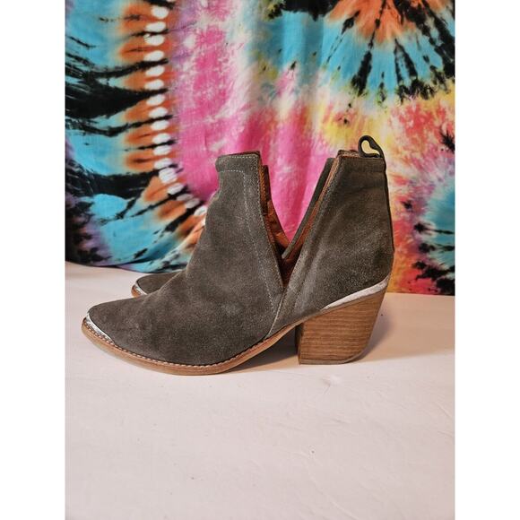Jeffrey Campbell Cromwell Ankle Boots Women's 10 Gray Suede Pointed Toe Western - Picture 1 of 9